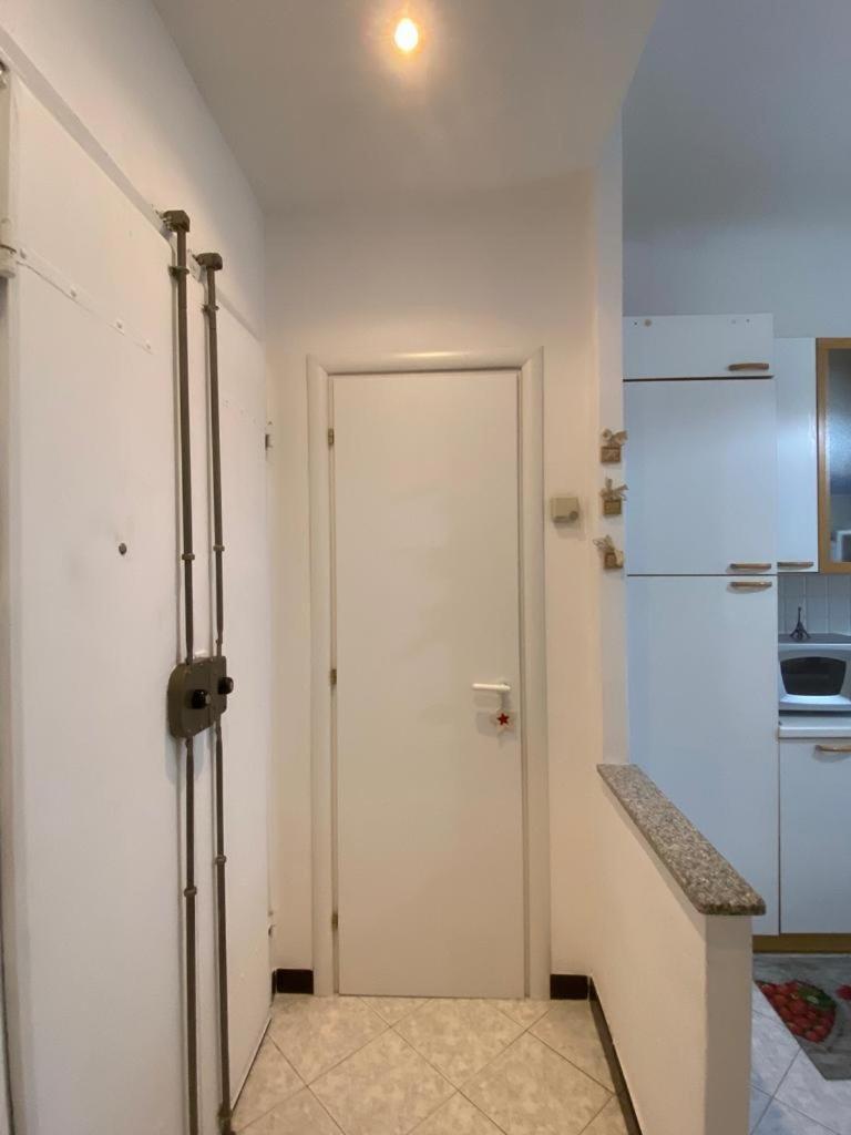 Glitter Apartment